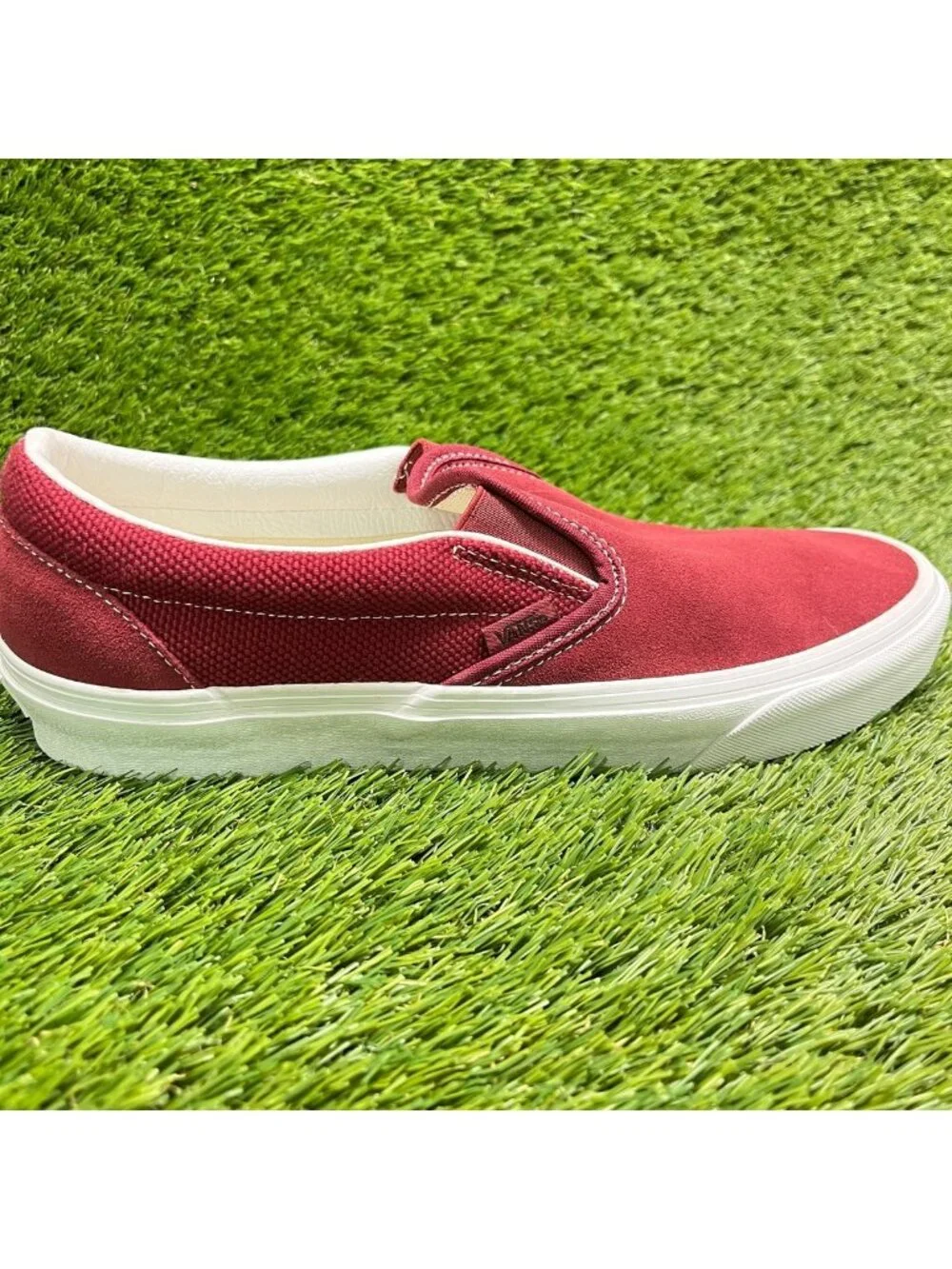 Vans Classic Slip-On Heavy Textures Red Mens Size 10.5 Athletic Shoes Sneakers